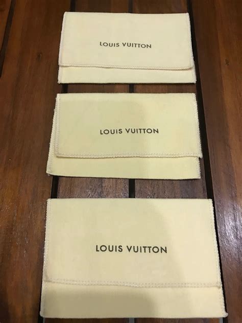 dust bag louis vuitton originale milano|louis vuitton beach bag clear.